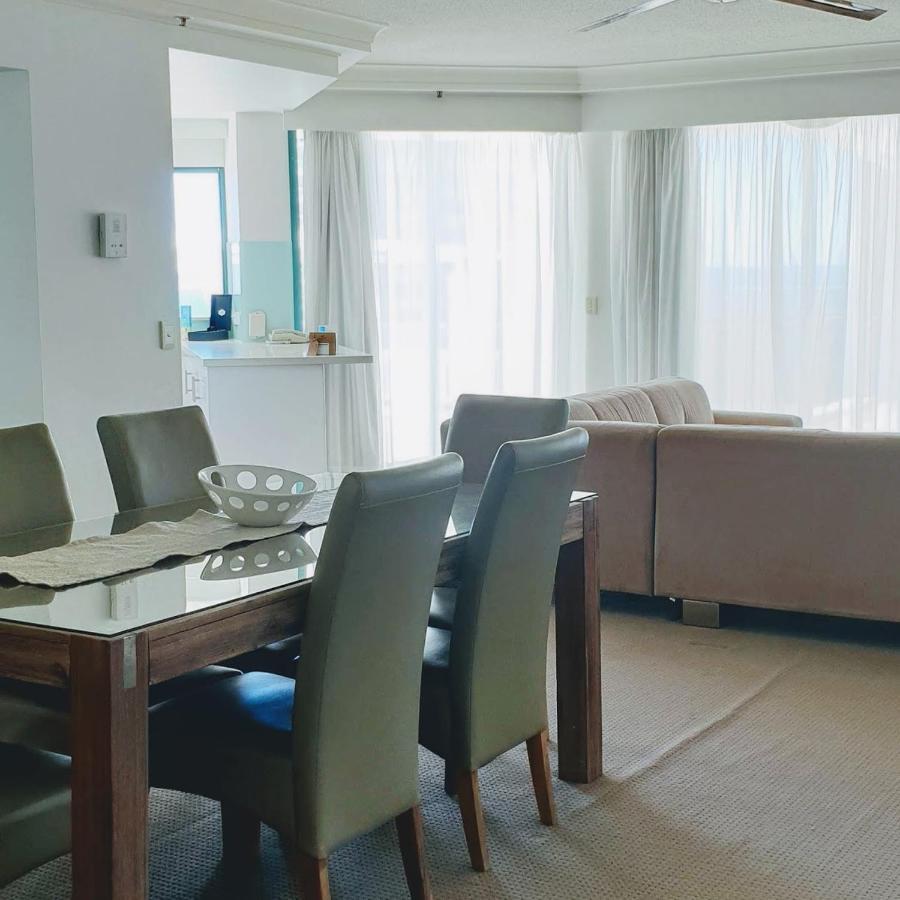 Crown Towers Resort Private Apartments 골드코스트 외부 사진